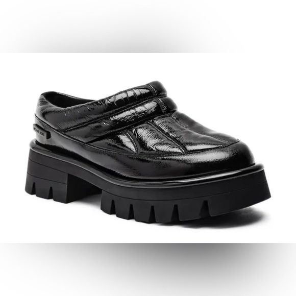 Michael Kors Barton Crackle Patent Slip-On — Black — Size U.S. 8.5 (NOT OUTLET) - Picture 5 of 16